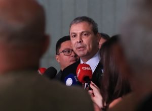 lindbergh-farias-pede-prisao-preventiva-de-jair-bolsonaro-ao-stf