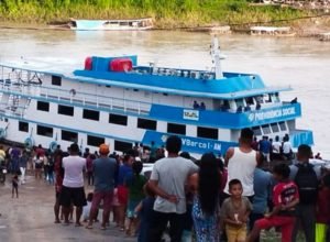 inss-usa-barcos-para-orientar-aposentados-da-amazonia-sobre-descontos