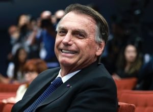 quaest:-57%-acham-que-bolsonaro-fez-chamada-de-video-para-provocar-moraes