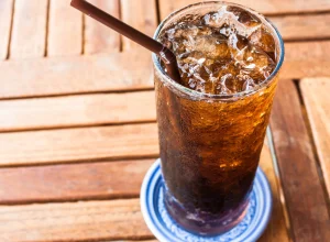 o-que-acontece-com-seus-rins-se-voce-tomar-refrigerante-todo-dia?