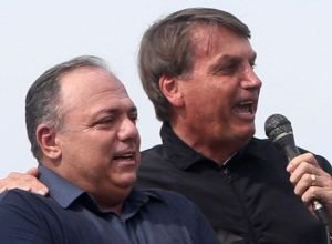 pazuello-orientou-bolsonaro-a-divulgar-remedio-sem-registro:-‘o-sr.-poderia-falar-na-live’
