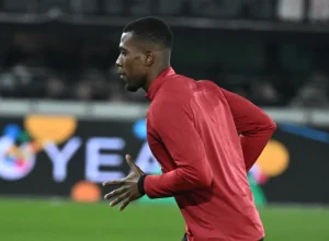 vasco-chega-a-um-acordo-por-contratacao-de-zagueiro-colombiano-cuesta