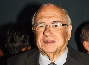 morre-o-escritor-e-dramaturgo-luis-fernando-verissimo