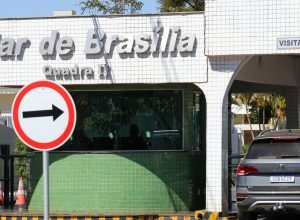 moraes-determina-reforco-no-monitoramento-da-casa-de-bolsonaro