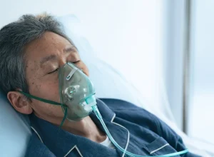 pneumonia-em-idosos:-conheca-as-causas-e-riscos