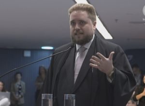 defesa-de-augusto-heleno-nega-uso-irregular-da-abin