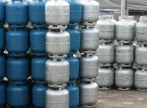 com-gas-do-povo,-serao-58-mil-locais-de-distribuicao,-diz-ministro-alexandre-silveira