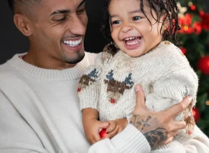 racismo?-raphinha-acusa-disneyland-de-ignorar-filho:-“esquilo-vagabundo”