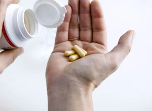 anvisa-proibe-venda-de-32-suplementos-por-fabricacao-em-‘condicoes-insalubres’