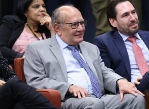 fux-isolado-e-gilmar-na-plateia:-como-foi-o-dia-da-condenacao-de-bolsonaro