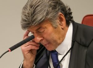 especialistas-consideram-fragil-o-voto-de-fux-para-absolver-bolsonaro