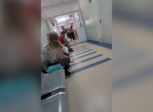 mulher-e-presa-por-injuria-racial-apos-agredir-enfermeira-em-upa-no-abc