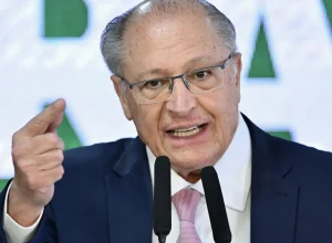 ‘nao-teremos-mais-dificuldade-nas-negociacoes-com-eua-por-condenacao-de-bolsonaro’,-diz-alckmin