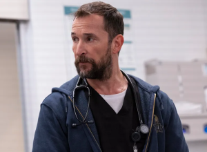 emmy-2025:-noah-wyle,-de-“the-pitt”,-leva-premio-de-melhor-ator
