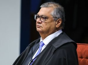 flavio-dino-suspende-repasse-de-emendas-para-nove-cidades