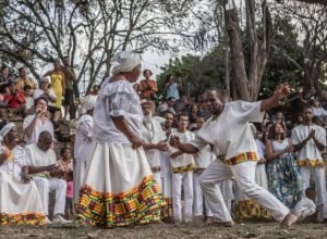 encontro-de-jongueiros-transforma-praca-tiradentes-em-quilombo-no-rio