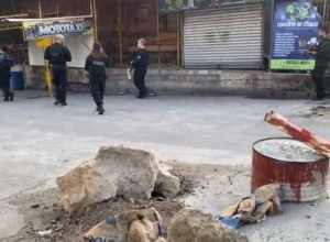 policia-civil-do-rj-faz-megaoperacao-contra-o-cv;-12-pessoas-foram-presas