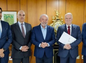 fachin-e-moraes-convidam-lula-para-posse-no-stf