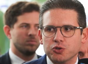 motta-faz-reuniao-para-decidir-sobre-pauta-da-anistia-na-camara