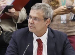 pt-aciona-stf-contra-pec-da-blindagem