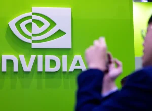 nvidia-anuncia-investimento-de-us$-5-bi-na-intel-para-desenvolvimento-de-infraestrutura-de-ia