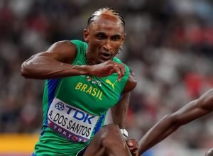 atletismo:-alison-dos-santos-busca-sua-segunda-medalha-em-mundiais