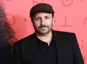 ator-de-‘grey’s-anatomy’-e-‘jurassic-park’-morre-em-acidente-de-carro