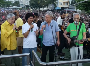 com-artistas,-atos-da-esquerda-reunem-43-mil-em-sp-e-42-mil-no-rio