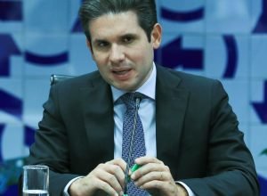 motta-defende-pec-da-blindagem-e-diz-que-debate-foi-distorcido