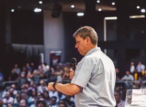 contas-de-tarcisio-ficam-pressionadas-na-reta-final-de-ano-pre-eleitoral