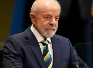 governo-brasileiro-confirma-conversa-de-lula-e-trump