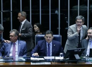 senado-aprova-retirada-de-despesas-com-tarifaco-do-teto-de-gastos