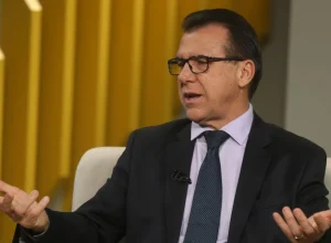 marinho-defende-mobilizacao-popular-como-pressao-contra-escala-6-por-1