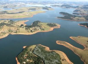 em-sp,-sistema-cantareira-vai-operar-com-restricao-a-partir-de-outubro