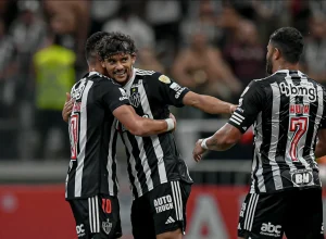 perto-da-zona-de-rebaixamento,-atletico-mg-tenta-quebrar-jejum-diante-do-embalado-mirassol