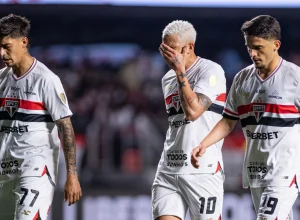 sao-paulo-recolhe-os-cacos-apos-eliminacao-na-libertadores-para-mirar-embalo-no-brasileirao