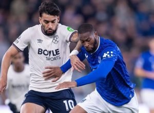 west-ham-busca-empate-contra-o-everton-na-estreia-de-nuno-espirito-santo