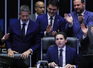 camara-aprova-proposta-de-isencao-do-ir-para-quem-ganha-ate-r$-5-mil