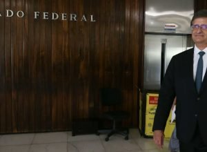 para-pgr,-funcao-parlamentar-e-incompativel-com-trabalho-100%-remoto