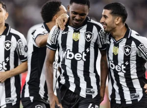 botafogo-defende-posicao-dentro-do-g-4-diante-do-internacional-no-beira-rio