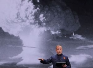 ex-presidente-russo-diz-que-drones-na-europa-lembram-perigos-da-guerra