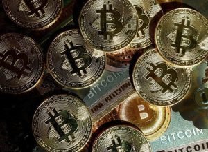 bitcoin-renova-recorde-a-us$-126-mil-com-continuidade-de-shutdown-nos-eua
