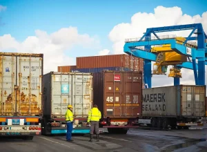 exportacoes-para-os-estados-unidos-caem-20,3%-apos-tarifaco