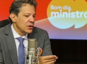 haddad:-governo-nao-vai-mudar-estrategia-de-negociacao-com-eua