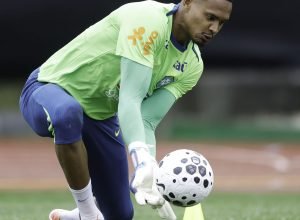 goleiro-john-diz-que-primeira-convocacao-para-a-selecao-e-um-sonho