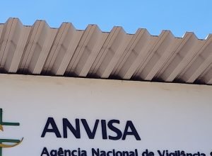anvisa-suspende-venda-de-cosmeticos-capilares-e-produtos-com-ozonio
