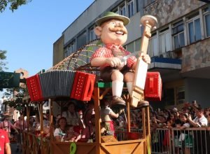 40o-edicao-da-oktoberfest-comeca-hoje-em-blumenau-(sc)