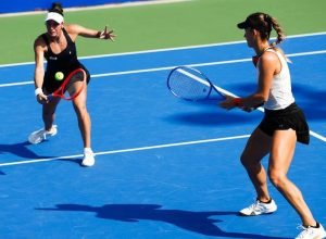 dupla-de-luisa-stefani-da-adeus-a-wuhan,-mas-segue-no-top-8-do-finals