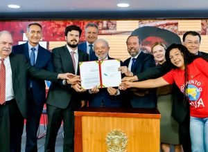 lula-sanciona-gratuidade-em-conta-de-luz-para-familias-de-baixa-renda