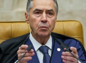 ministro-luis-roberto-barroso-anuncia-aposentadoria-antecipada-do-stf